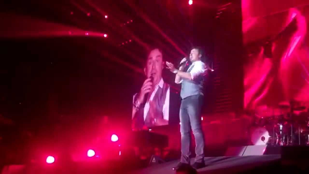 Marco Borsato,   Rood,   Duizend Spiegels 2014 HD