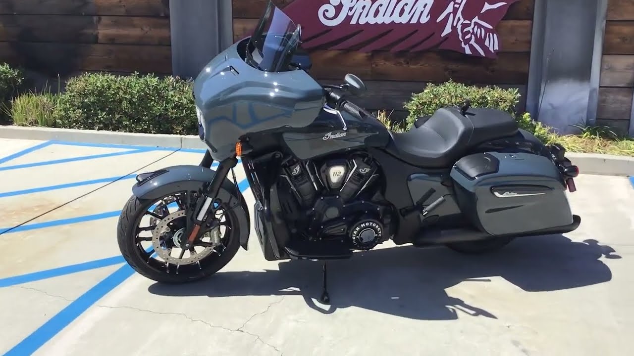 2025 Chieftain PowerPlus 112 Dark Horse in Blue Dusk
