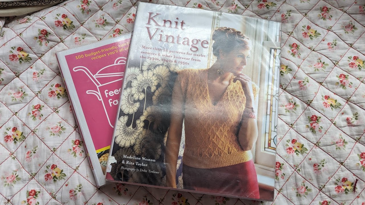 Vlogtember with Mrs D Day 16 - New library books