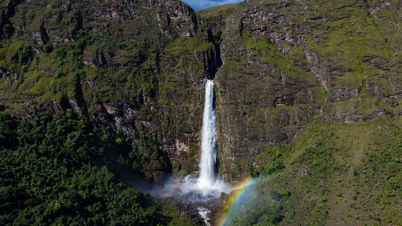 SERRA DA CANASTRA VISTA DE CIMA - CACHOEIRA CASCA D'ANTA - DJI MINI 2