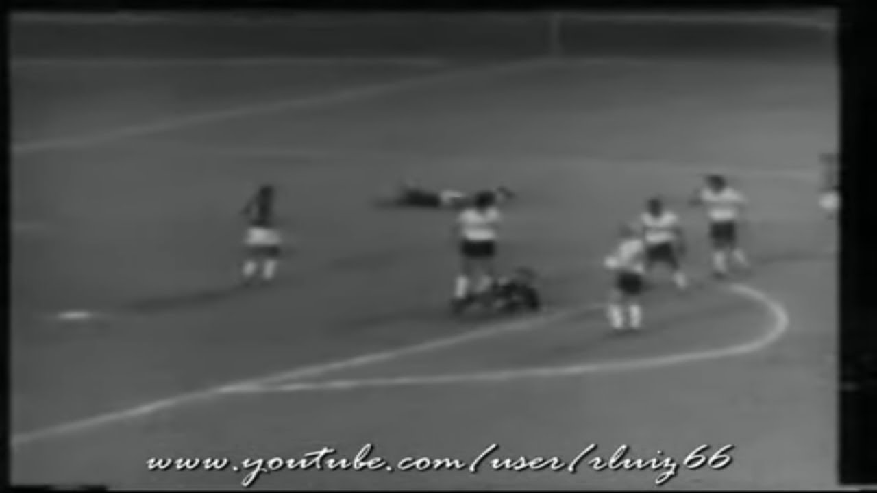 Everaldo x &Aacute;rbitro Jos&eacute; Faville Neto - 1972