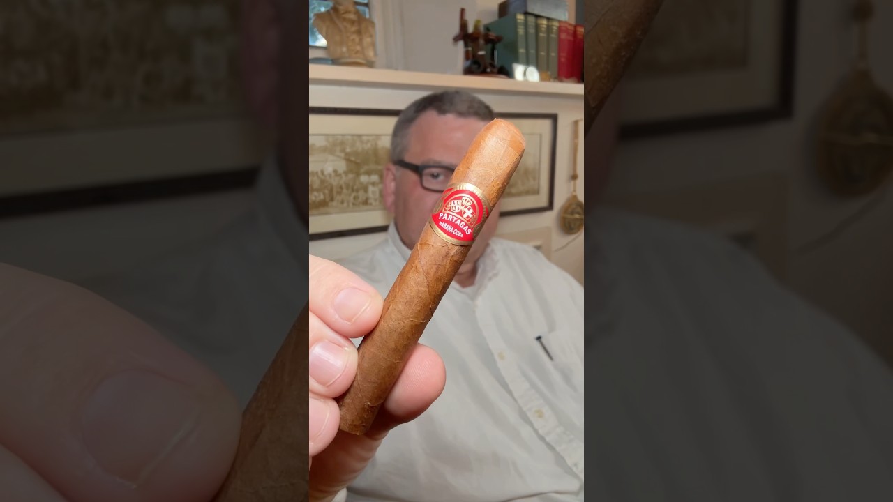 Smoking a Cuban Partag&aacute;s Mille Fleurs in New Orleans | Classic Habano in the Big Easy #nola