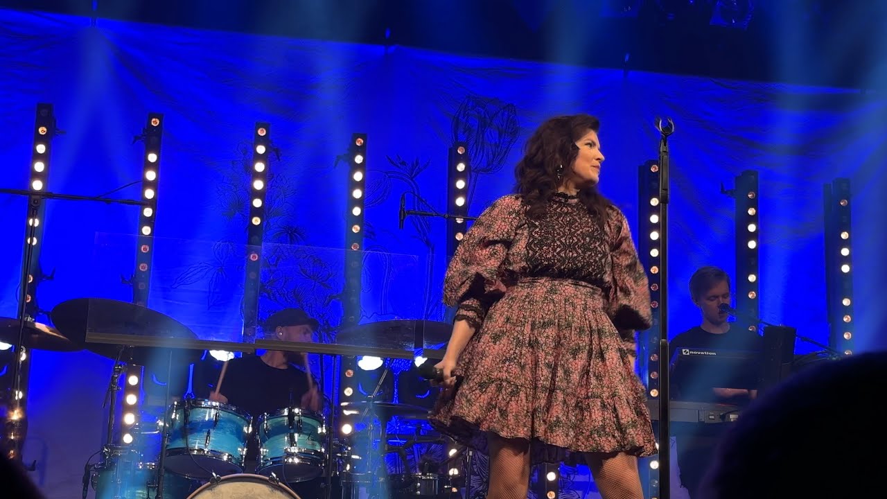 Suvi Teräsniska - Kaunis ja peloton (Live) - Salo 1/3/2024