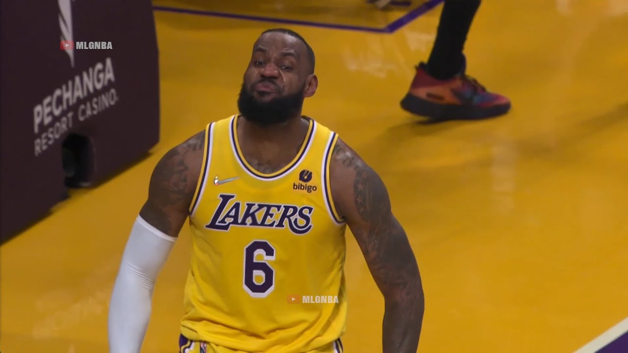 LeBron telling the Kings bench 