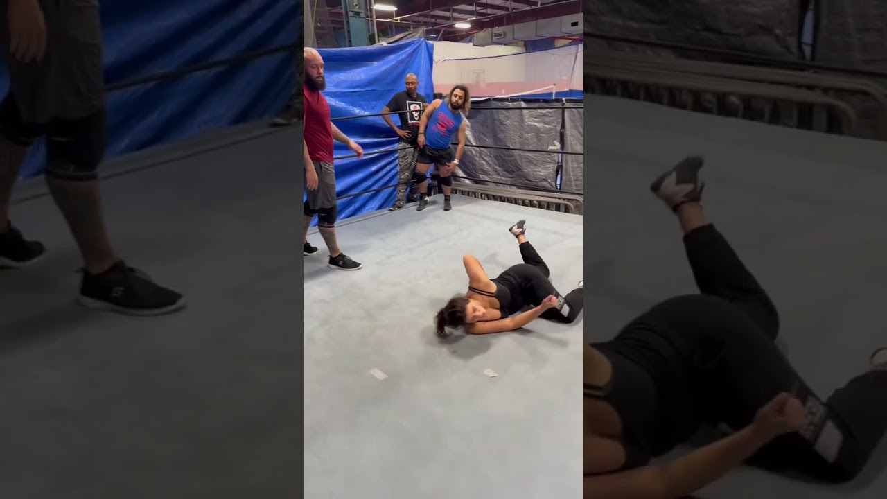W.O.W Workout Clips - Jade and Chris Steeler