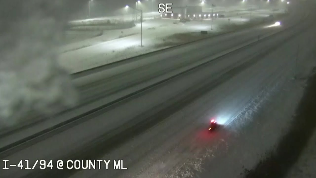 Snowmobilers seen speeding on Wisconsin interstate during snowstorm