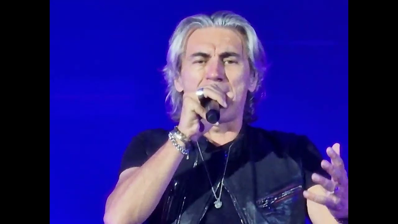 LIGABUE - WALTER IL MAGO ( LIVE ARENA DI VERONA 2022)