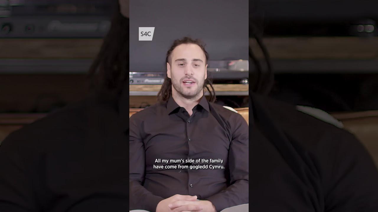 Iaith ar daith | Josh Navidi a Ken Owens