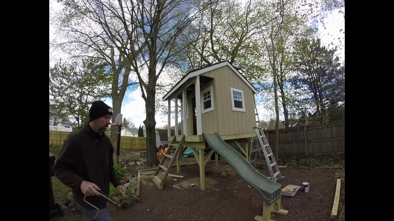 Elevated Playhouse - time lapse