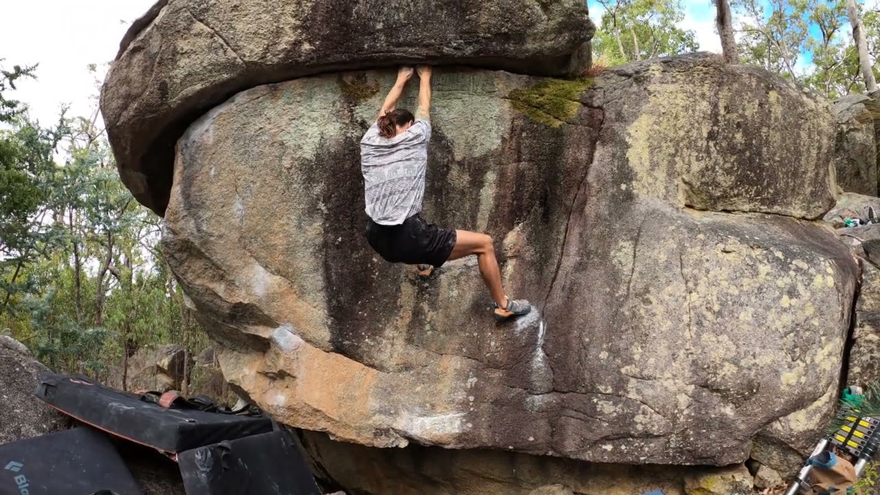 Bouldering in Perth WA - Stupefy Sit V5 // Candyland