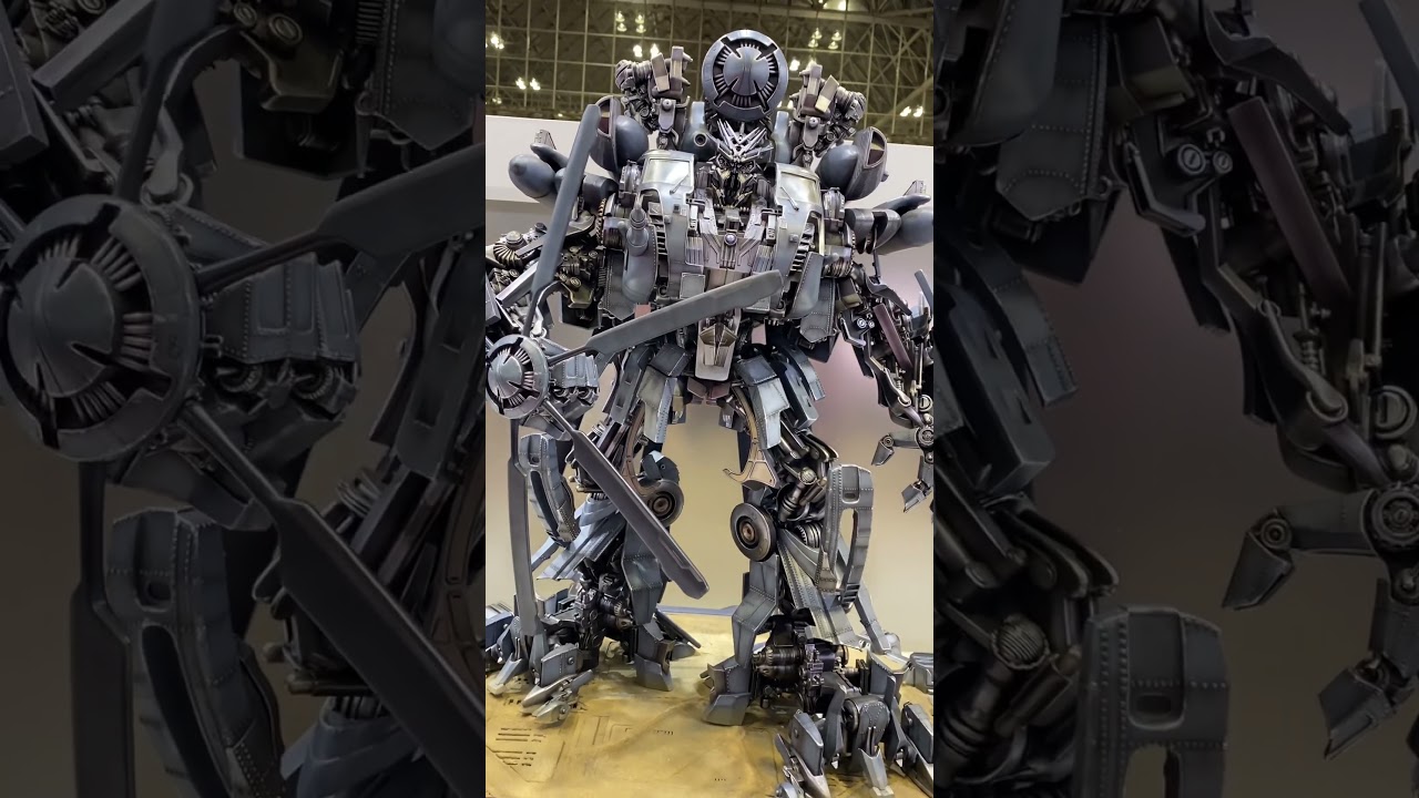 Look at the detail of Blackout statue at Tokyo Comic-Con 2022 #shorts #blackout #transformers