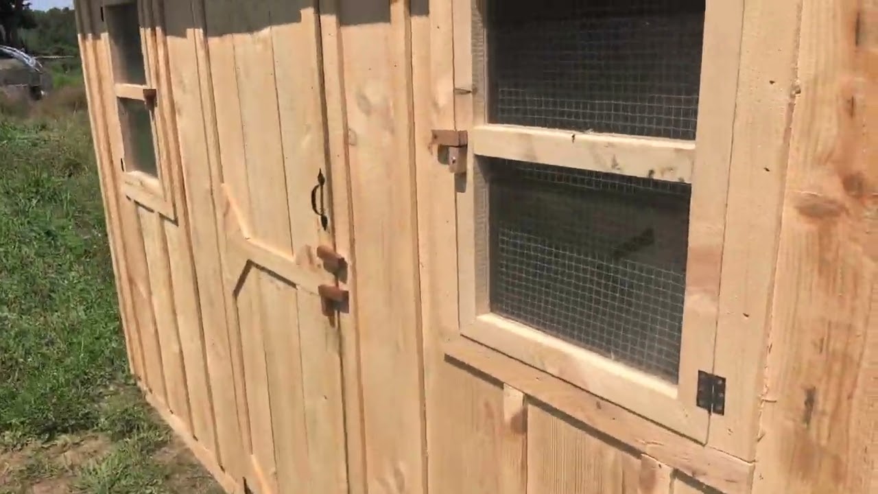 5 STAR CHICKEN HOTEL!
