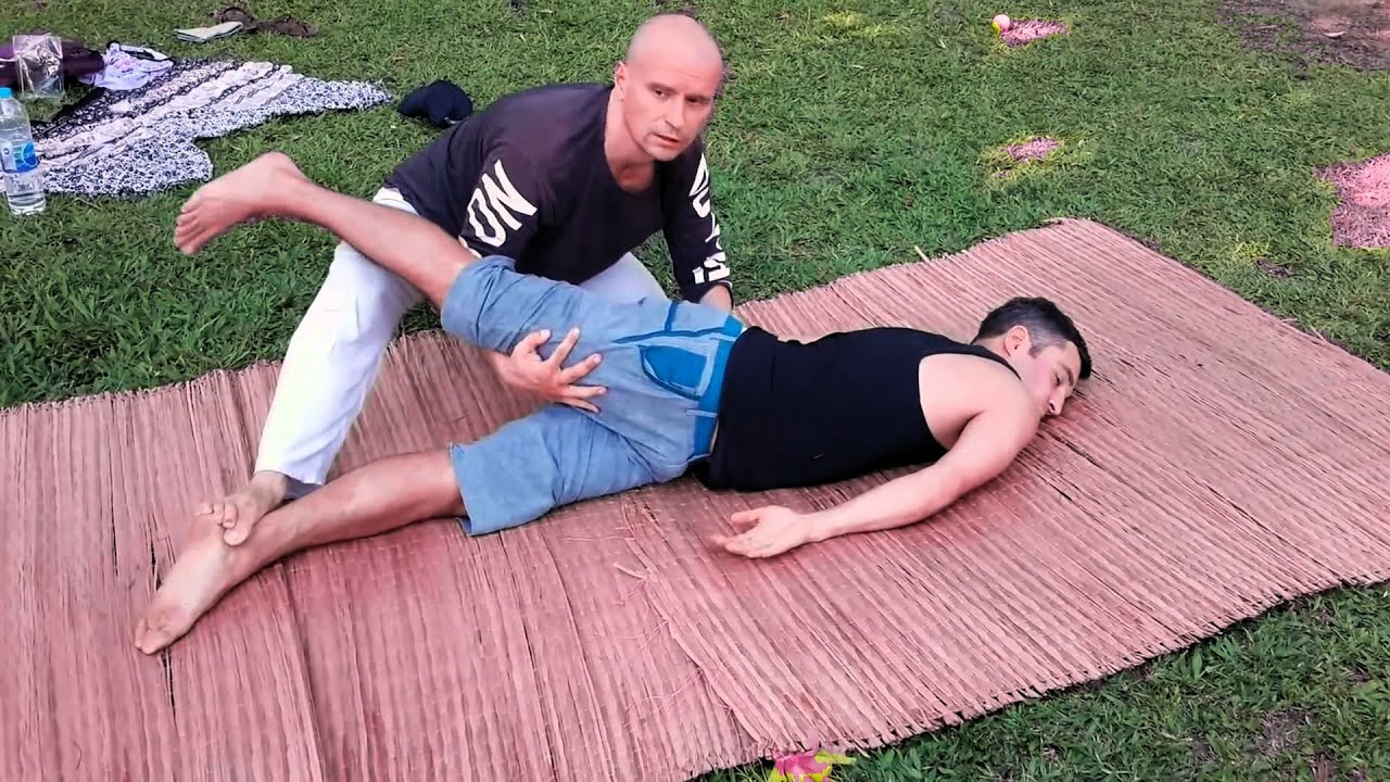 Yoga Stretch massage