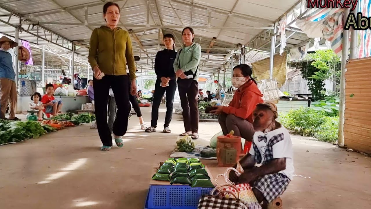 ABU Enlisted Making Banana Leaf Cakes For Sale! Buy Milk Feed Mom