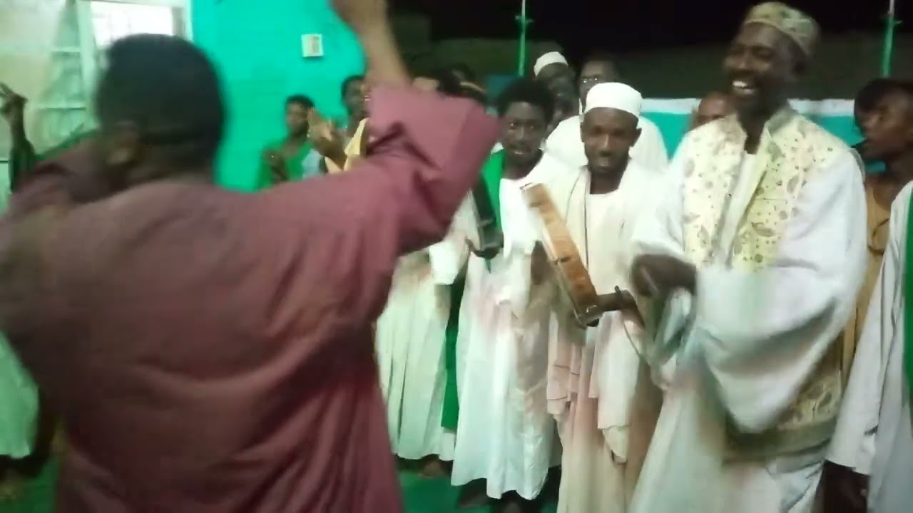 حسبي ربي تجلا الله ابونا شيخ العركى في زيارة الشيخ مهجد الشيخ حمد ود الناجي(المصوبن)