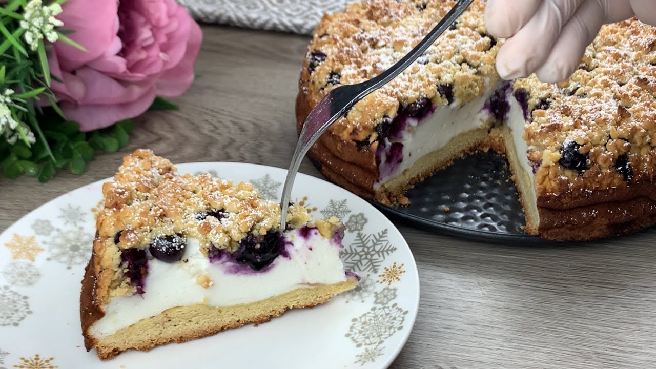 Must Try ll Blueberry Cream Filled Crumb Cake ll  كعكة كريمية بالتوت سهلة ولذيذة