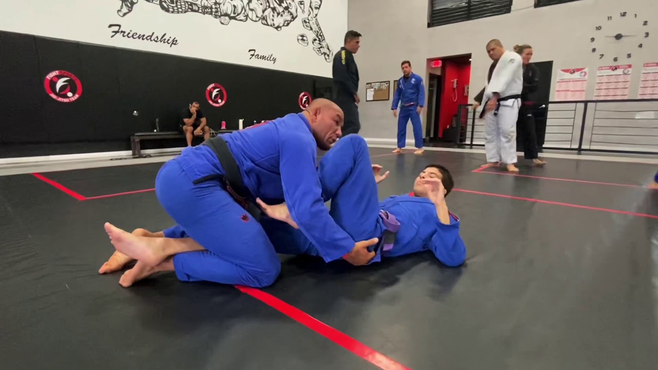CYBORG TEACHES OVER UNDER PASS WITH KNEE BAR OPTION