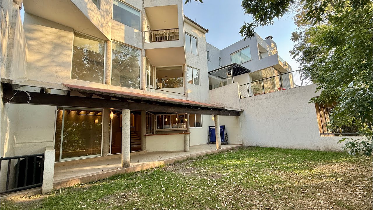 Casa en venta con vigilancia en La Herradura 