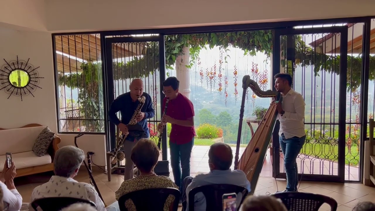Contradanza by Paquito d Rivera (Juan y Julio Panadero)