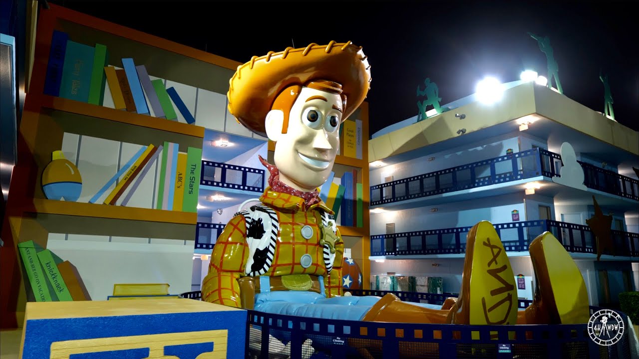 Disney's All Star Movies Resort Full Walking Tour at Night in 4K | Walt Disney World Florida 2021