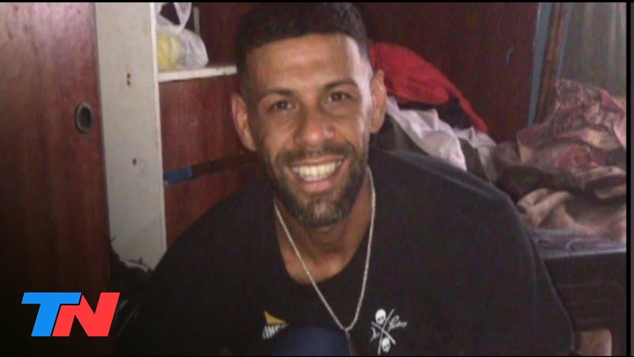 EL MONSTRUO DE MERLO: Buscan desesperadamente a un hombre acusado de tortura a su hijastra