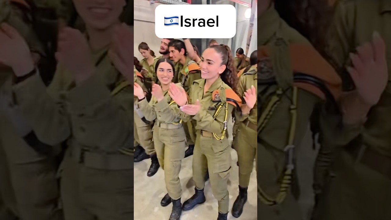 Mujeres guerreras de Israel cantan y bailan en la base 💃🇮🇱