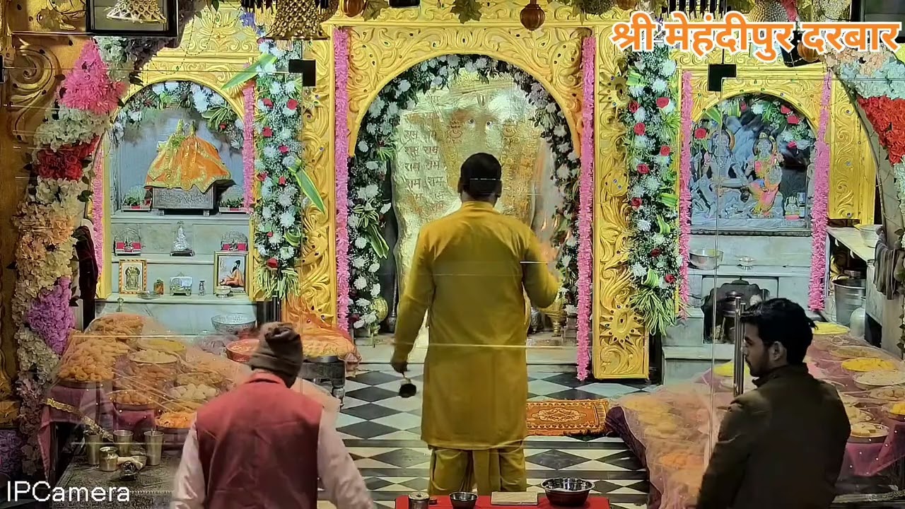 श्री बालाजी महाराज के रोजाना आरती दर्शन करने के लिए हमारे चैनल को सब्सक्राइब करें। #balaji #aarti 