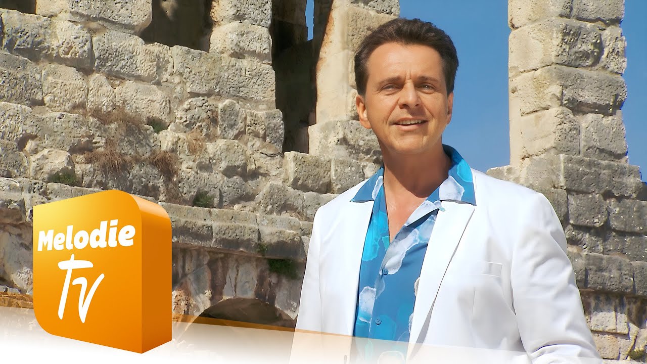 Bobby Rosso - Una Canzone Italiana (Offizielles Musikvideo)