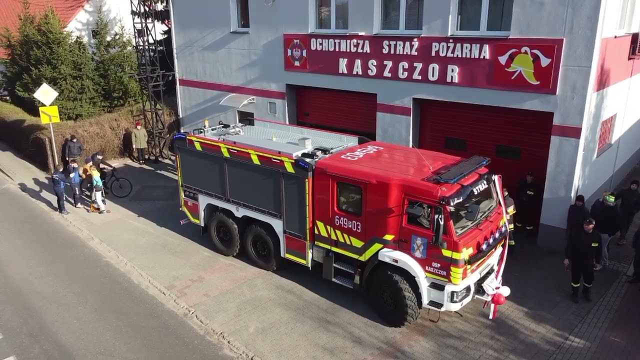 Przywitanie nowego wozu strażackiego OSP Kaszczor