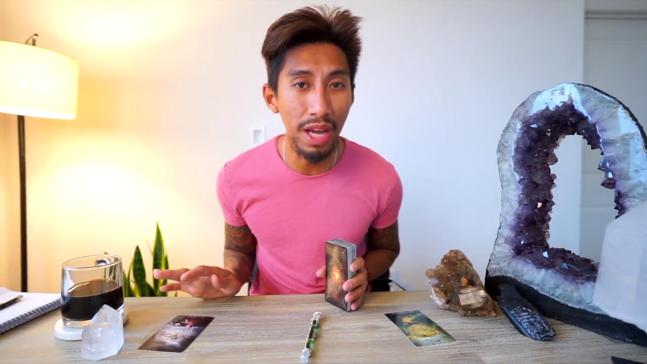 GEMINI SOULMATE “WHO IS WALKING BACK?” JULY 6 7 DAILY TAROT READING