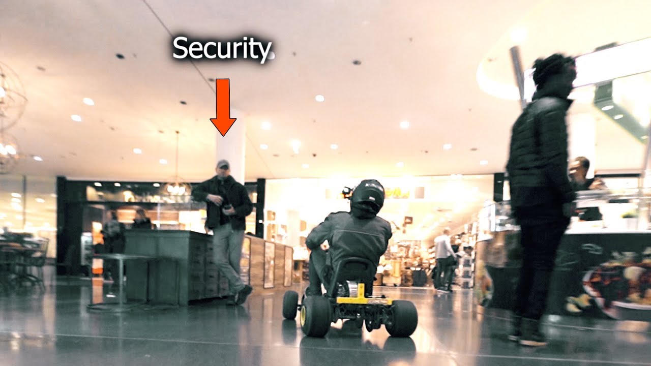 Security erwischt uns mit 15PS Kettcar