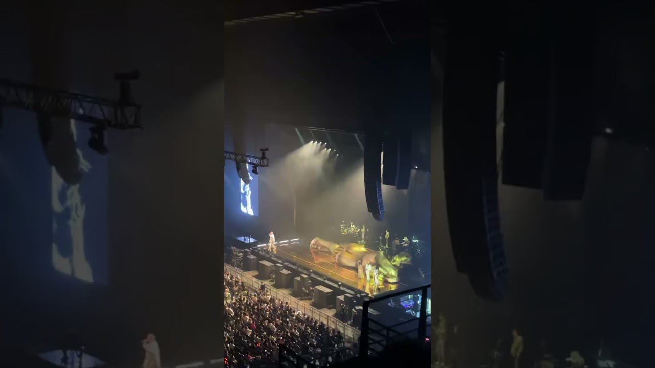 Like i can , sam smith gloria the tour bkk 2023