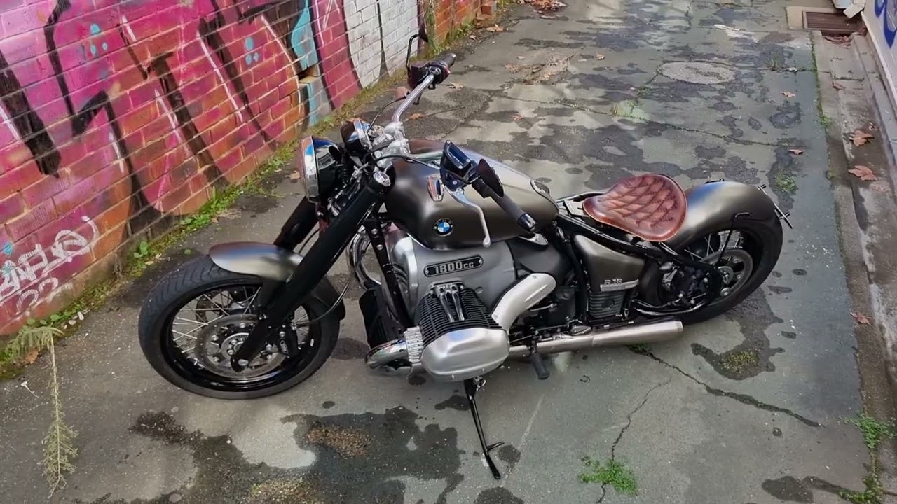 Custom BMW R18 bobber