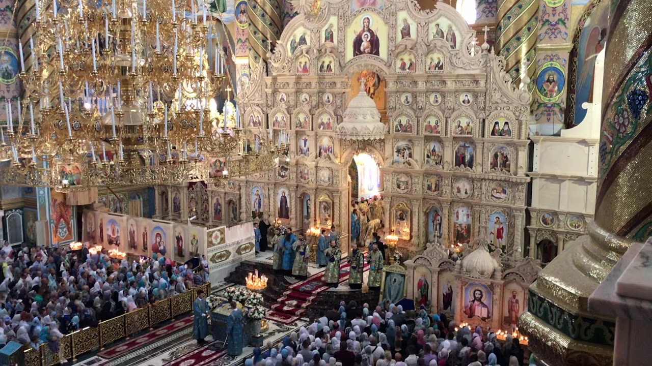 ПОЕТ ВЕСЬ ХРАМ!!! Верую Символ веры Свято-Успенская Почаевская Лавра