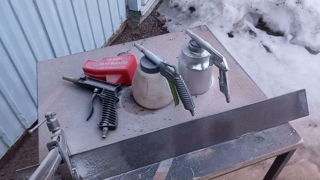 hiekkapuhallus kannujen vertailu.kolme erillaista.sandblasting jugs comparison.three differant types