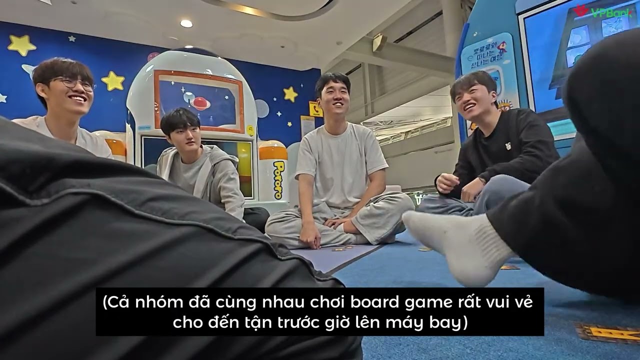 [Vietsub - Untara Vlog] Ng&agrave;y đầu ti&ecirc;n tại Việt Nam | Xin ch&agrave;o! T&ocirc;i đ&atilde; đến Việt Nam c&ugrave;ng T1