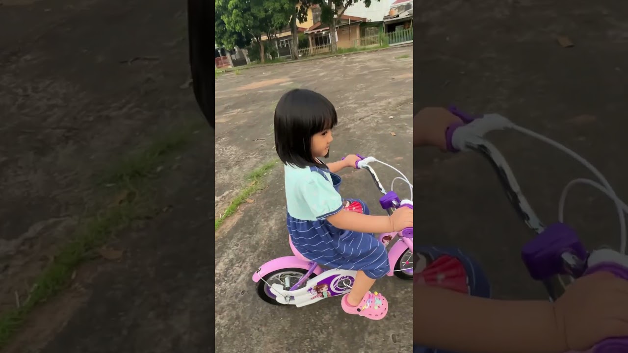 Belajar sepeda di lapangan kenten permai Palembang
