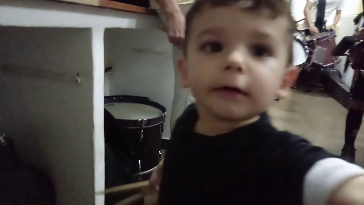 ¡¡Por primera vez os mostramos como disfruta Hugo en un ensayoo!!