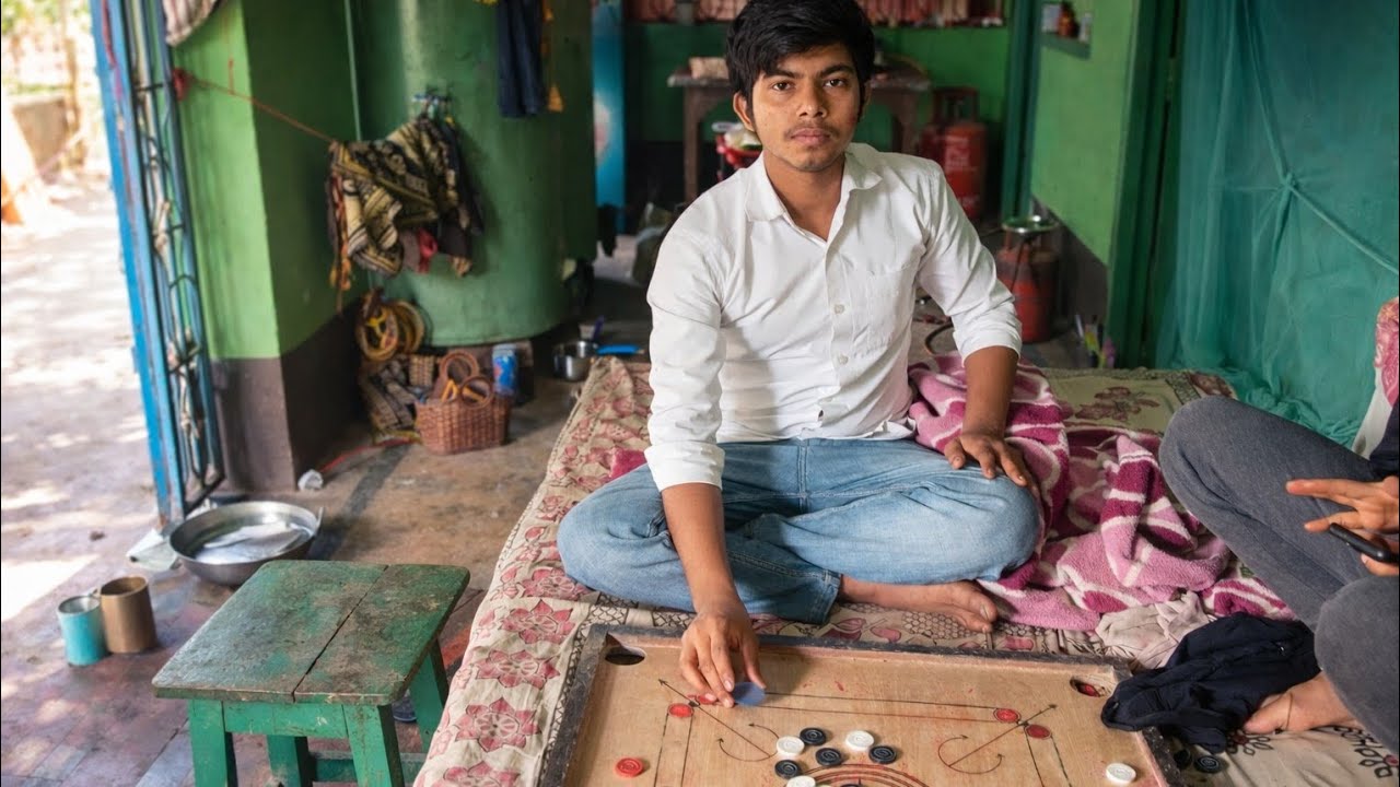 Aaj carrom khela sabhi ke saath 😊#kkdkrishnadev #vlog #viral #video 