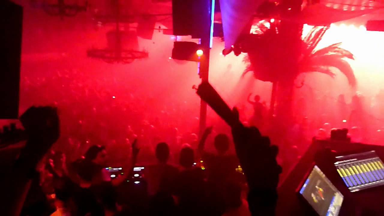Swedish House Mafia @ Pacha Ibiza Masquerate Motel #1 29th August 2011 Axwell