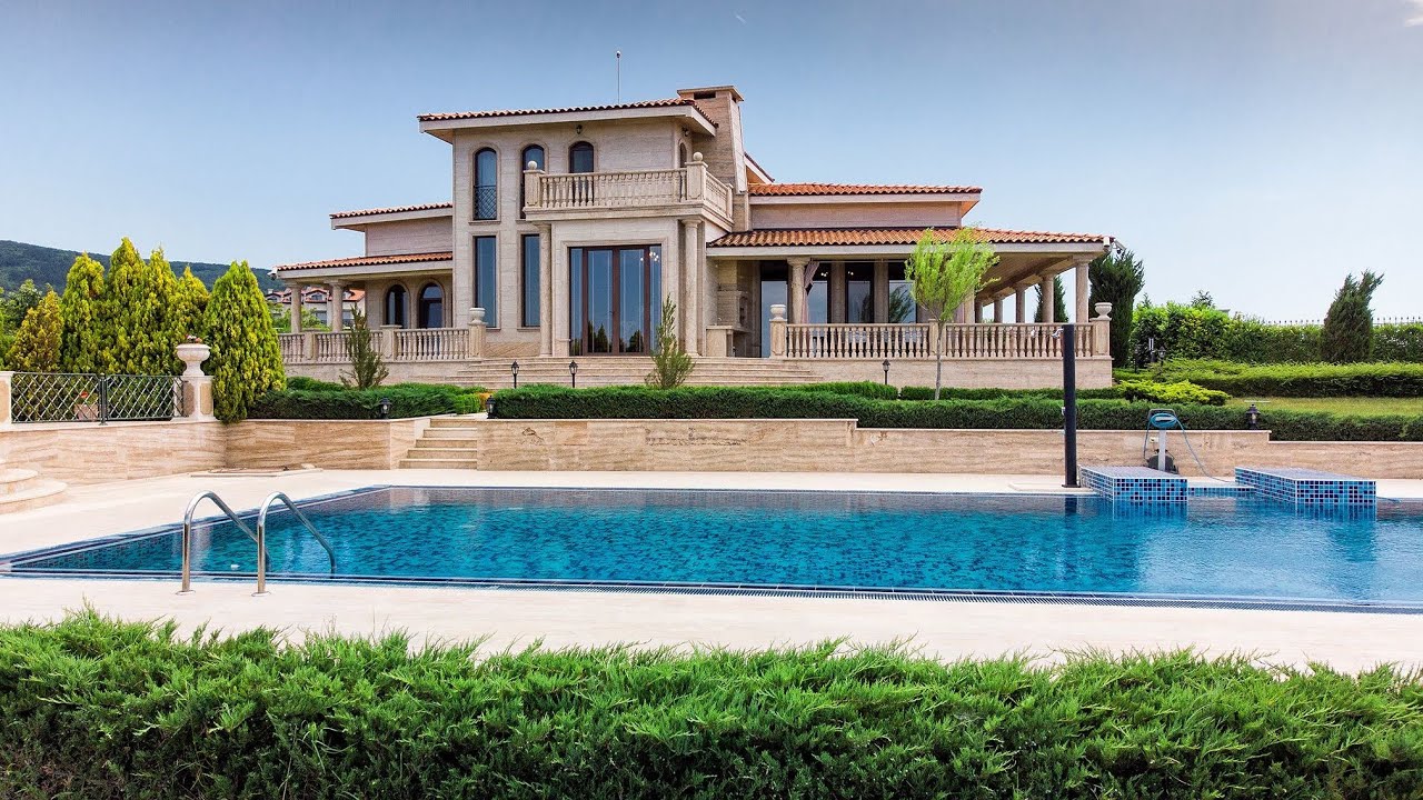 Разкошна резиденция до Слънчев бряг | в.з. до Кошарица | Luximmo Finest Estates