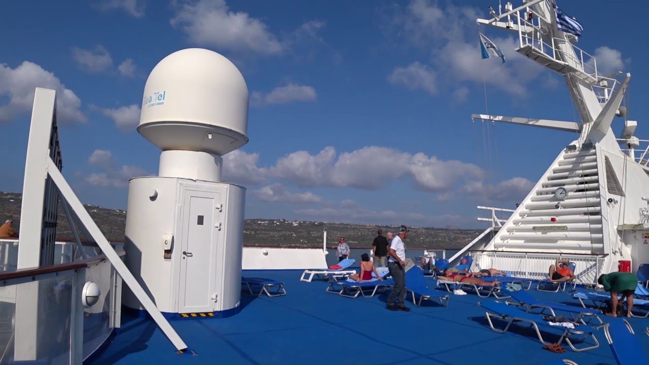 На корабле Crown Iris 1