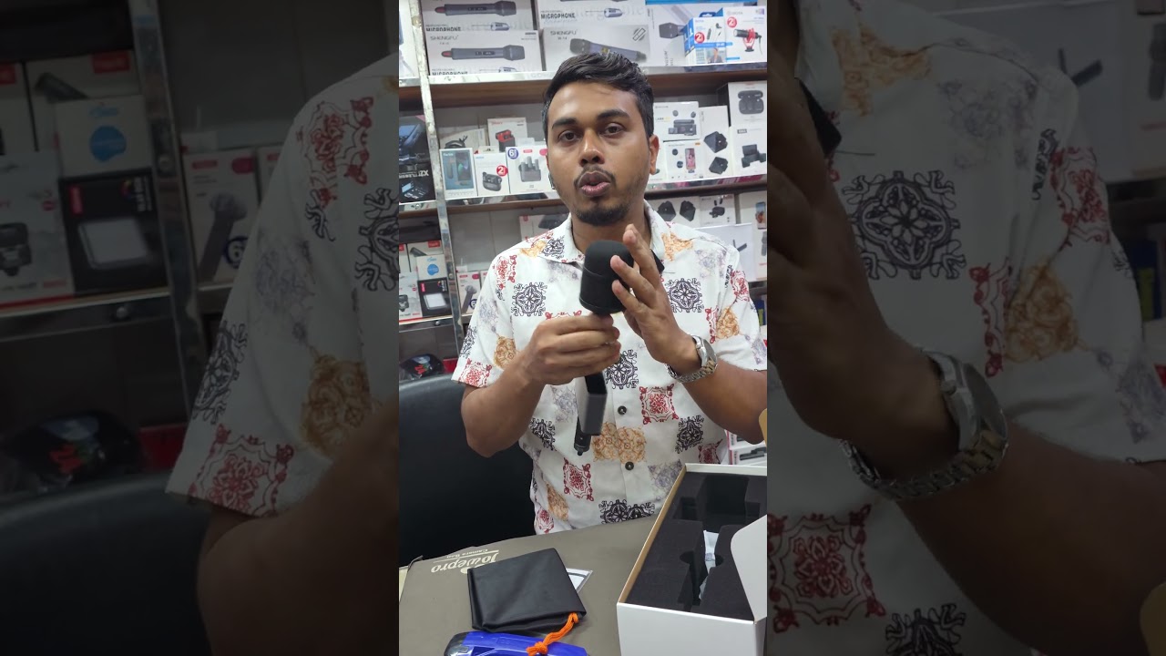 Comica Revo S wireless microphone. unboxing