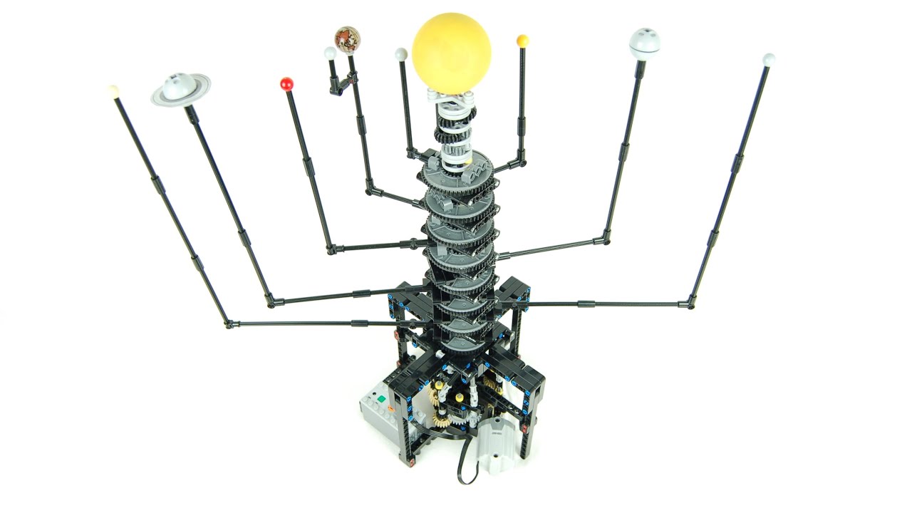 LEGO Solar System Orrery (8 planets) by Sheepo