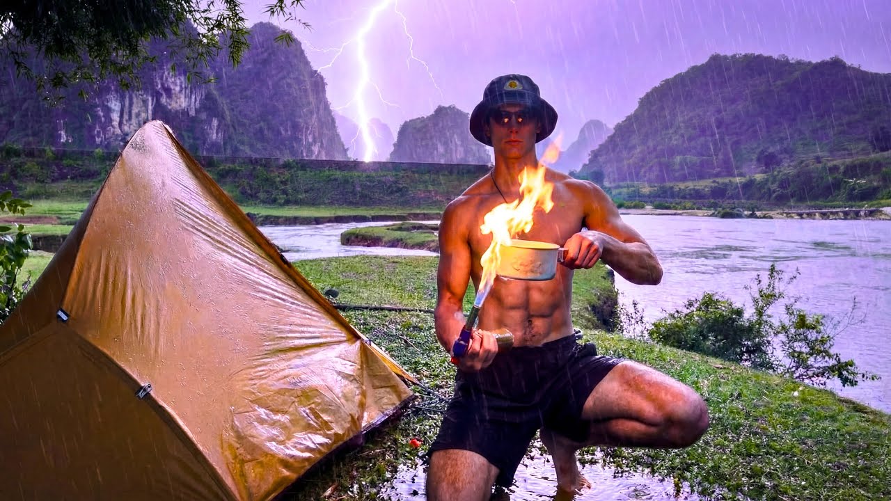 I Survived a Thunderstorm in Northern Vietnam 🇻🇳 | Cắm Trại Giữa Cơn Bão