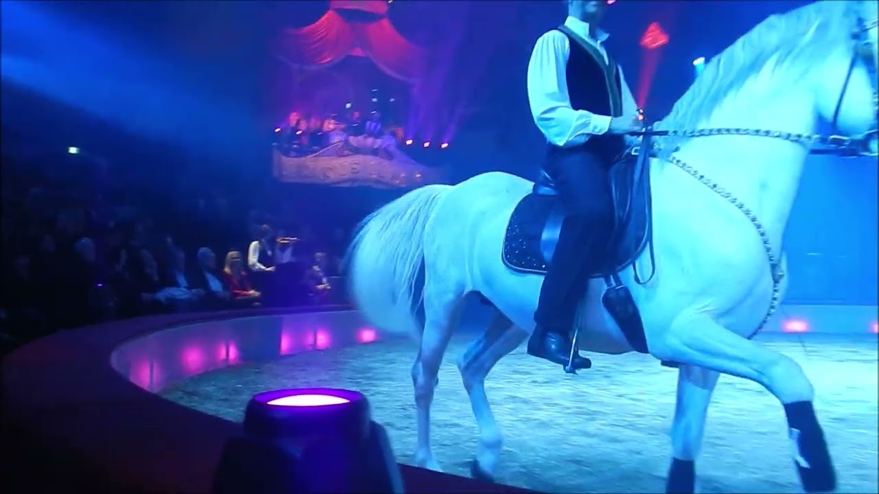 Premiere im  Circus Krone: „ICH. DU. WIR. neue Winterspielzeit  in München 2025-2026Teil 8-14