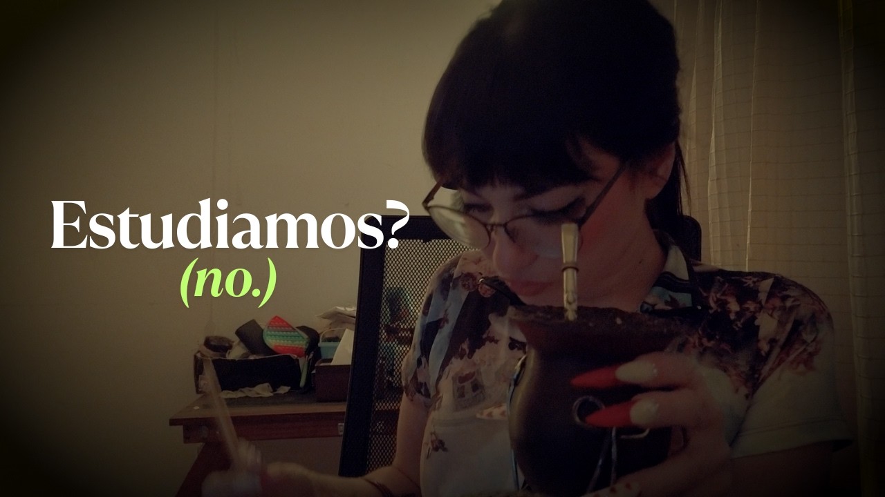 Estudio con vos (pero no te dejo estudiar) | ASMR en español