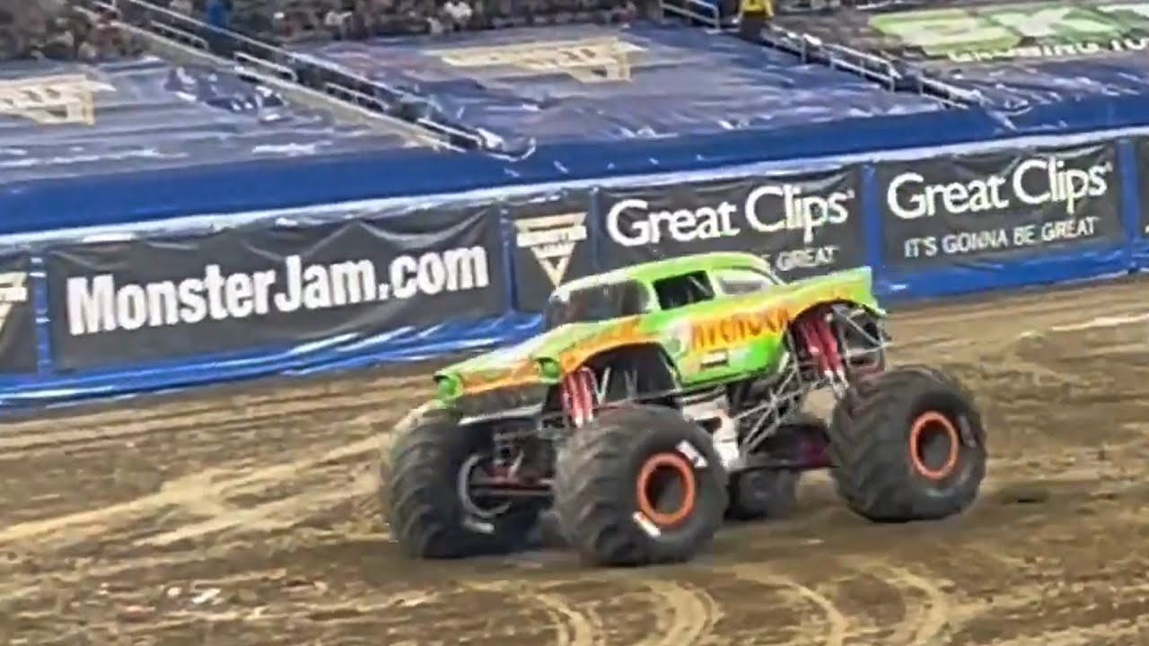 Avenger LA 2023 Freestyle Crash: Monster Jam Videos