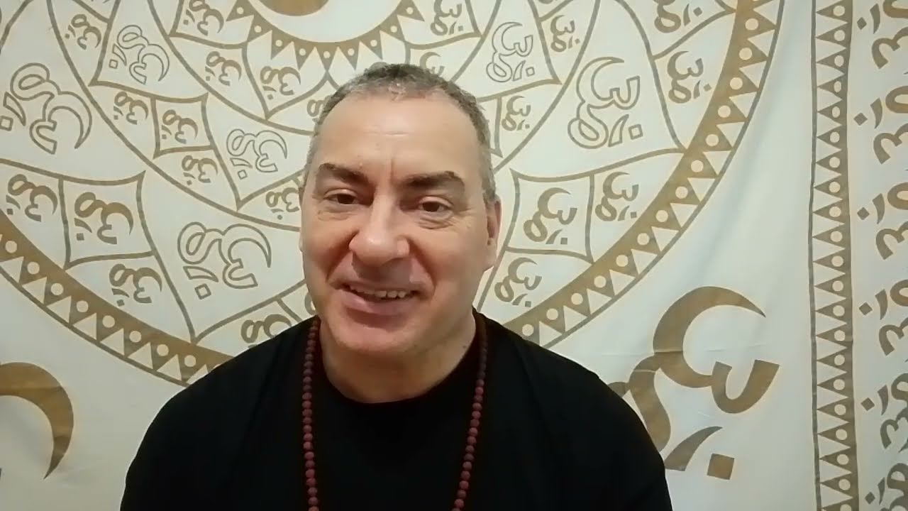 Péntek: Ne szólj szám és nem fáj a fejem!