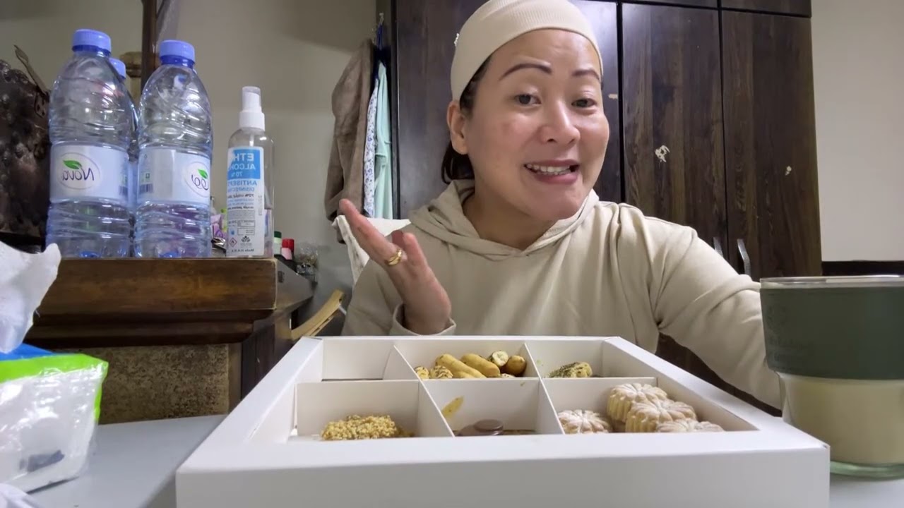 Highlight 0:00 - 4:40 from My friends came over and bring me something to eat for breakfast or snack